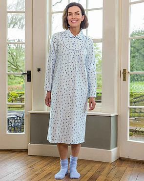 Front fastening nightdress shop
